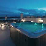 Luxurious In With Sauna Hébergement de vacances